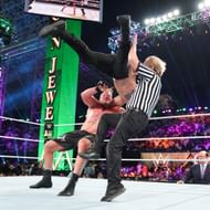 WWE में ब्रॉक लैसनर के F5 से रेफरी हुए चोटिल